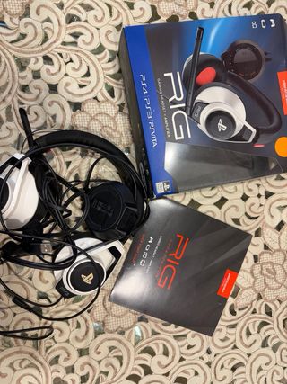 Plantronics RIG Gaming Headset + Amplifier PS4/PS3