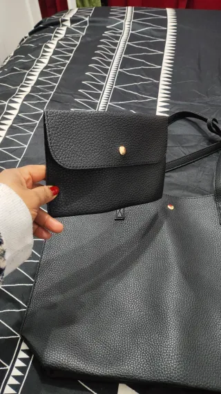 Bolso negro mujer con monedero