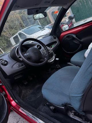 Ford Ka 2007 con 72.000km