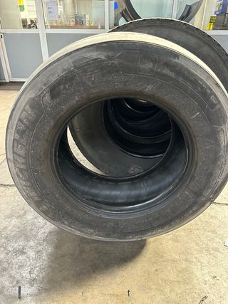 Neumáticos Michelin 385/55 R22.5