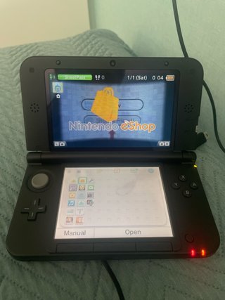 Nintendo 3DS XL Edición Luigi 30 Aniversario