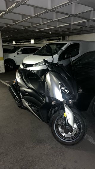 Yamaha Xmax 300 - 2021