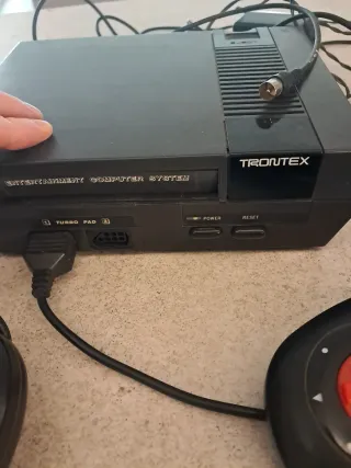 Consola Clonica NES Negra con 2 Mandos