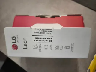 Teléfono LG Leon Negro/Gris