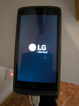 Teléfono LG Leon Negro/Gris