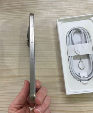 iPhone 16 Pro Max Plata