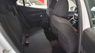 Peugeot 2008 1.5 BlueHDi 2022.