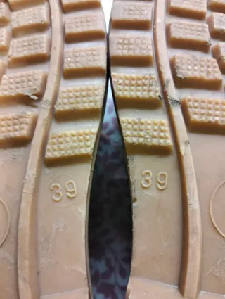 Stivali bassi in gomma da lavoro.