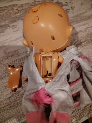 Bebé Llorón Unicornio con Pijama