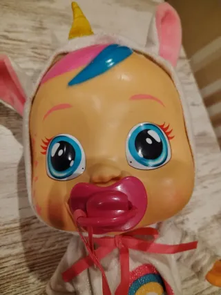 Bebé Llorón Unicornio con Pijama