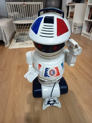Robot Emilio