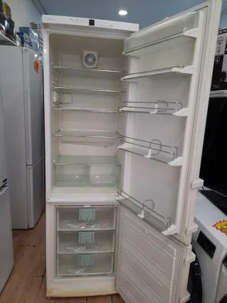 Nevera Liebherr con garantía y transporte