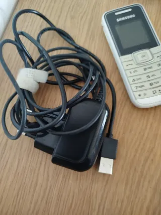 Lote Móvil Samsung y Smartwatch Motorola