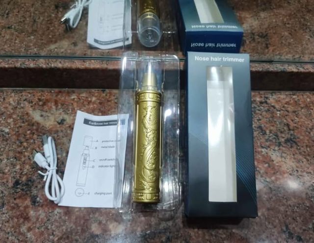 Recortador de pelo nasal y orejas