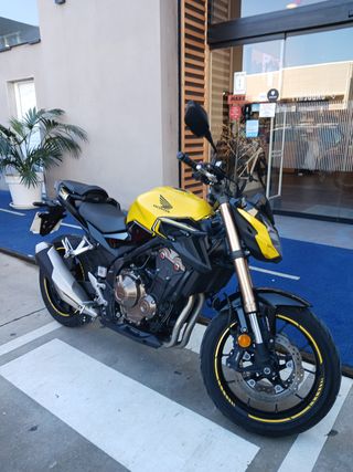Honda CB500F Amarilla