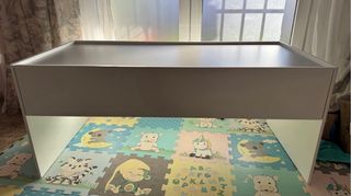 Mesa de juegos DUNDRA con almacenaje