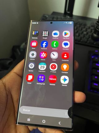 Samsung S22 Ultra - Detalle Pantalla