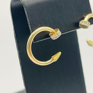PENDIENTES CLAVO HUECO 18K