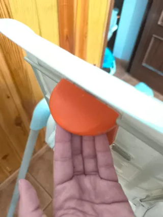 Trona infantil con cojín estampado