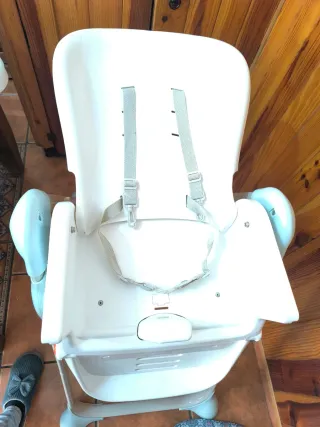 Trona infantil con cojín estampado