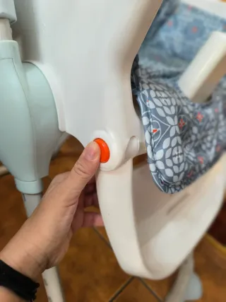 Trona infantil con cojín estampado