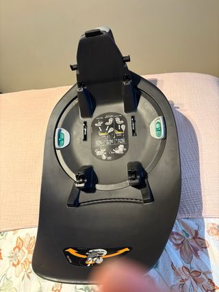 Base Cybex Z con silla de coche.