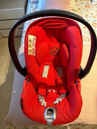 Base Cybex Z con silla de coche.