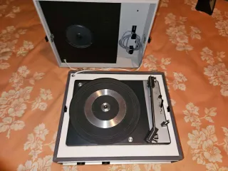 Tocadiscos Vintage Bettor Mark-42