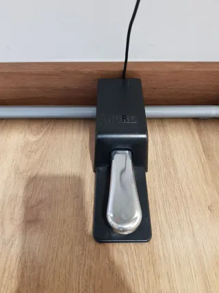 Korg SP 250 Piano Digital Blanco 88 Teclas