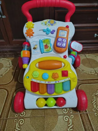 Andador infantil como nuevo