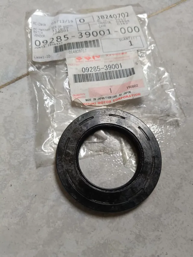 Guardapolvos Moto Suzuki 09285-39001