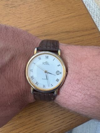Reloj Royal Clásico Cuarzo con Fecha
