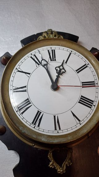 Orologio da parete antico funzionante