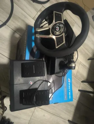 Volante Fanatec PS4/PS3/Switch/PC Casi Nuevo