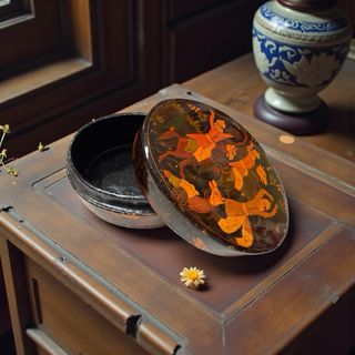 Scatola Kashmir dipinta a mano anni '30-'40