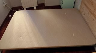 Base tapizada 135 cm beige