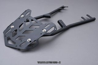 Soporte de baúl / Maletero YAMAHA MT125 2025 - X