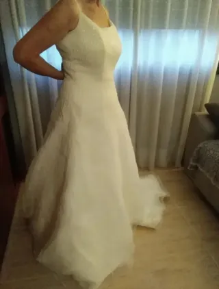 URGE VENTA!!! Precio negociable. Vestido de Novia