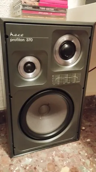 Equipo de música Philips.