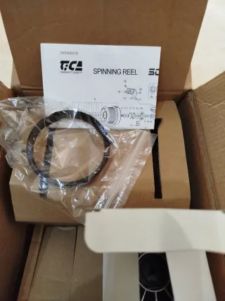 Carrete de pesca surcasting tica