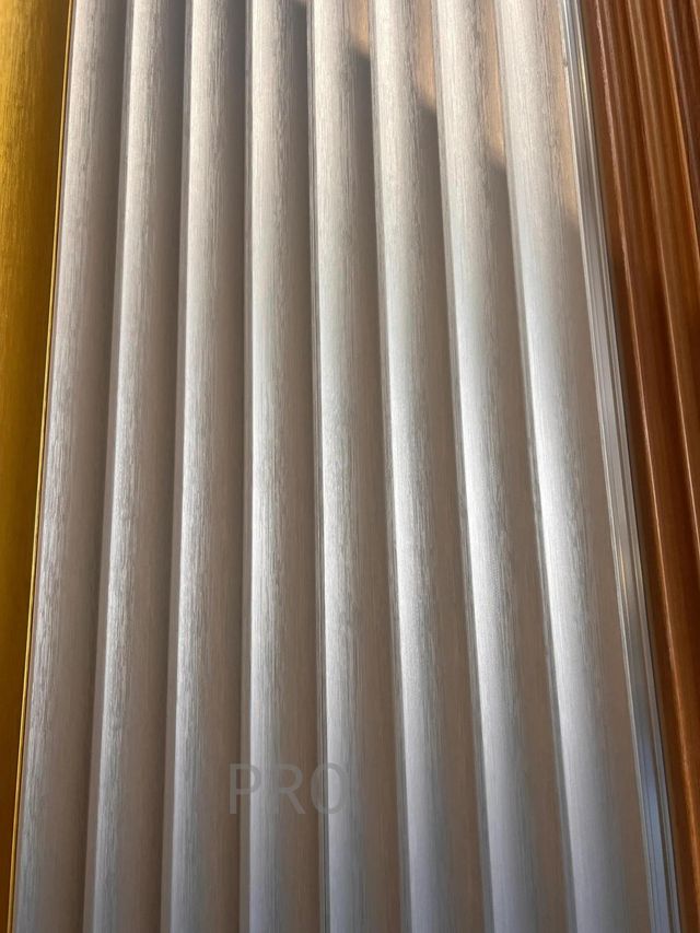 Listones de PVC Plateado Efecto Onda