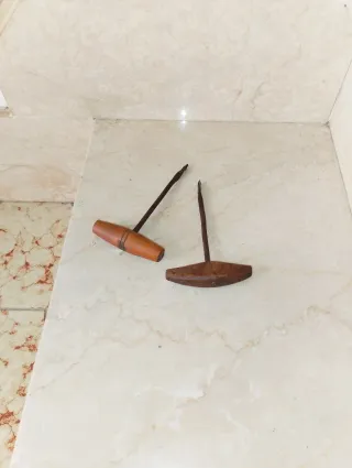 Coppia Punteruoli/Succhielli Legno e Metallo