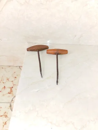 Coppia Punteruoli/Succhielli Legno e Metallo