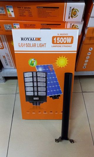 Lampione Stradale Solare LED 1500W