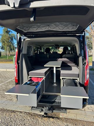 Ford Tourneo Custom 2021