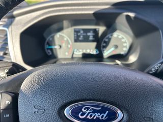 Ford Tourneo Custom 2021