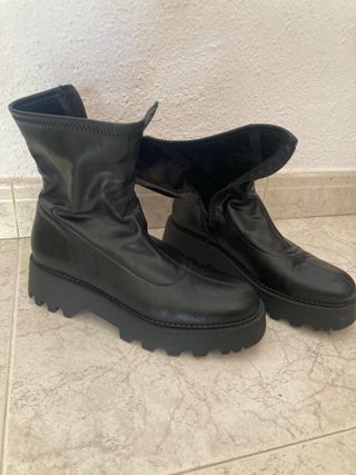 Botines negros Stradivarius