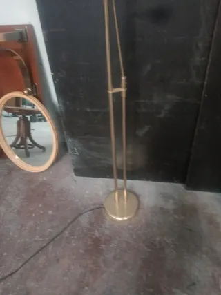 Lámpara dorada 2 luces metal