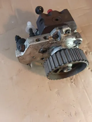 Bomba de alta Bosch CR/CP353 e inyectores 1.9dci