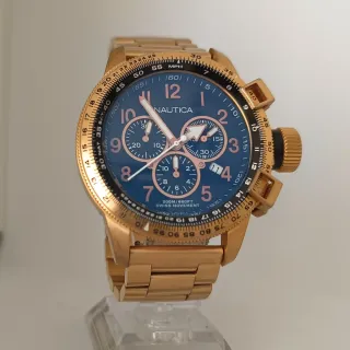 Reloj Nautica Dorado Cronógrafo